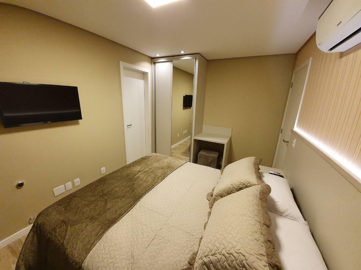 Apto Luxo 800M R. Coberta | 2 Suites | Mobiliado Gramado Eksteriør billede